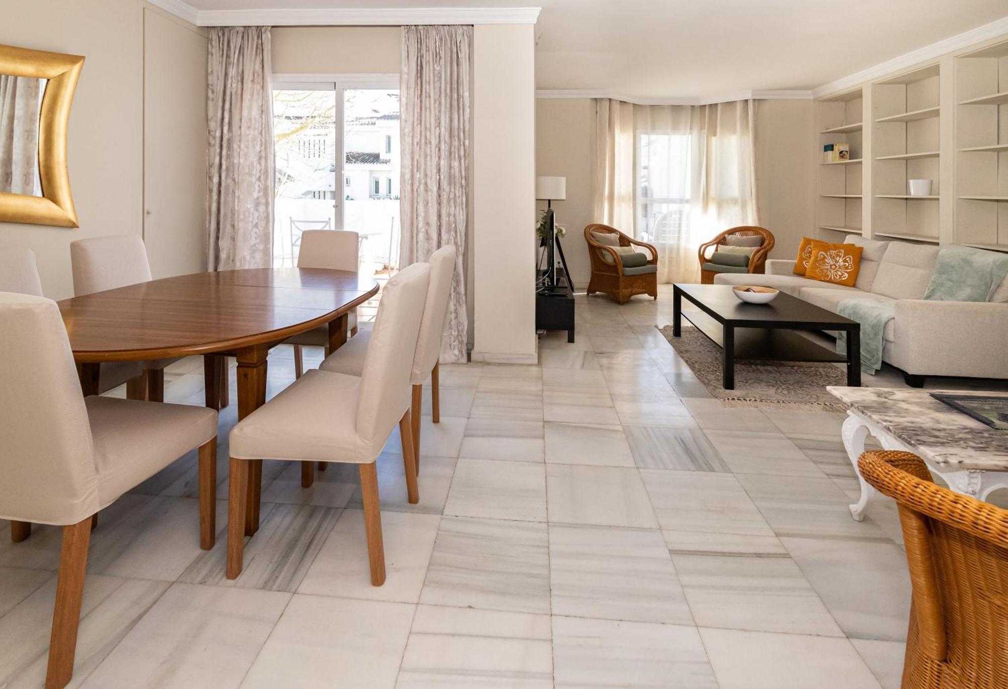 Naranjos Apartment